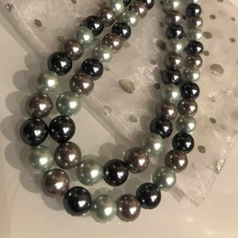2 Strands of blue/grey toned pearls